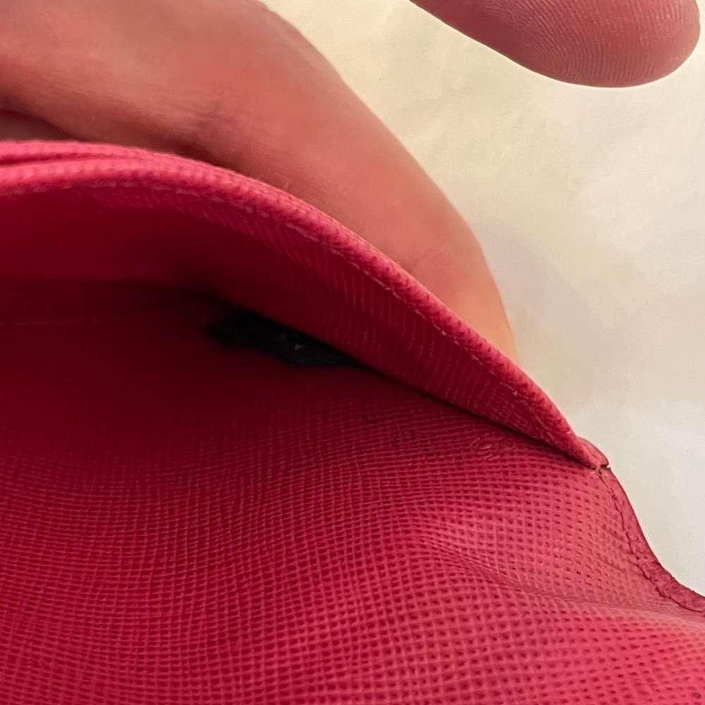 Prada pink  Leather Clutch or card holder - Picture 7 of 11
